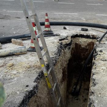 07/03/2018 Otranto: collegamento Enel di una villa privata